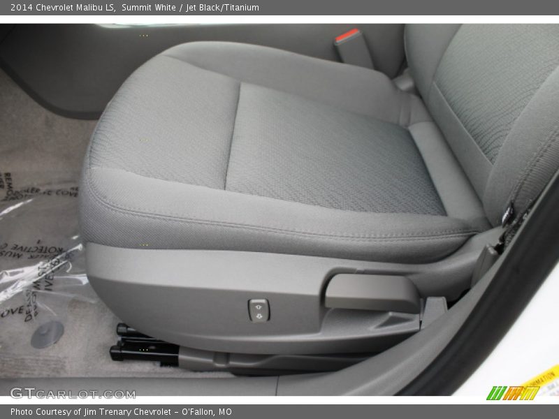 Summit White / Jet Black/Titanium 2014 Chevrolet Malibu LS