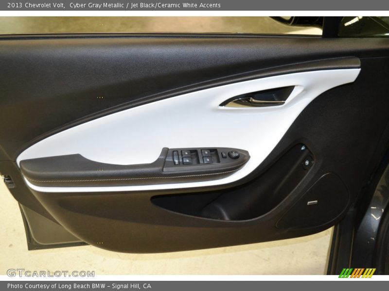 Cyber Gray Metallic / Jet Black/Ceramic White Accents 2013 Chevrolet Volt