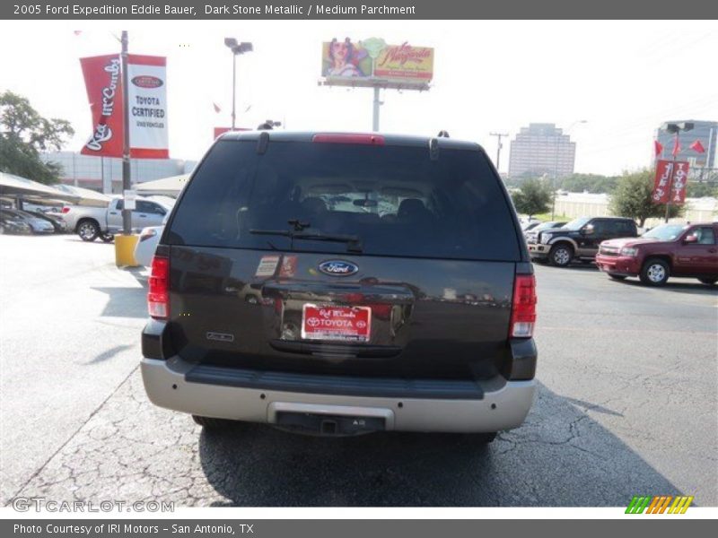 Dark Stone Metallic / Medium Parchment 2005 Ford Expedition Eddie Bauer