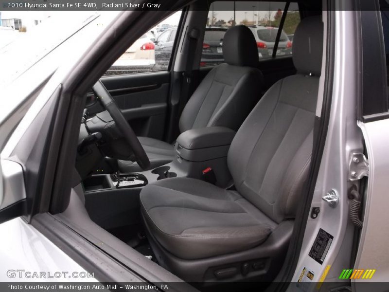 Radiant Silver / Gray 2010 Hyundai Santa Fe SE 4WD