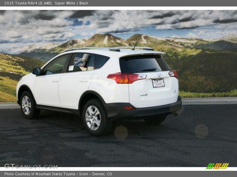 Super White / Black 2015 Toyota RAV4 LE AWD