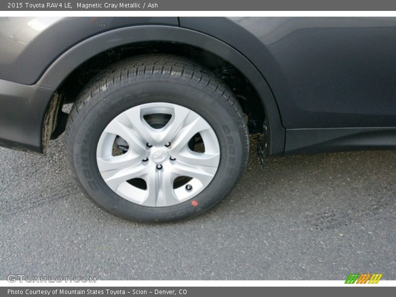 Magnetic Gray Metallic / Ash 2015 Toyota RAV4 LE