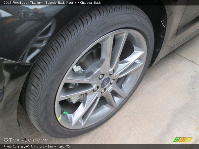 Tuxedo Black Metallic / Charcoal Black 2015 Ford Fusion Titanium