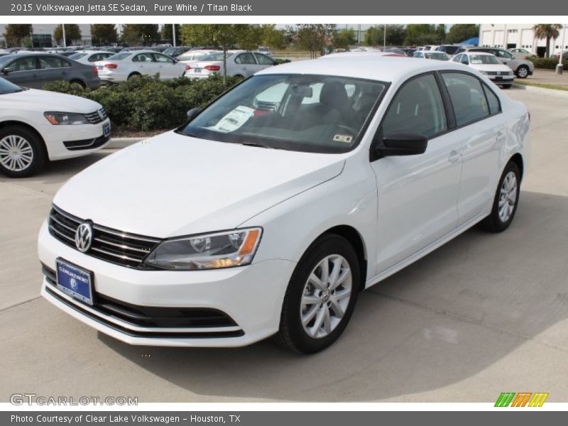 Pure White / Titan Black 2015 Volkswagen Jetta SE Sedan