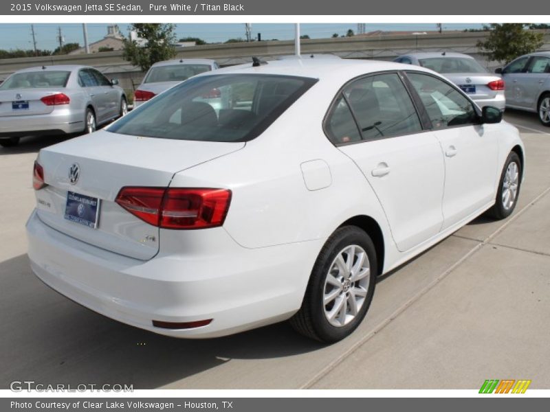 Pure White / Titan Black 2015 Volkswagen Jetta SE Sedan