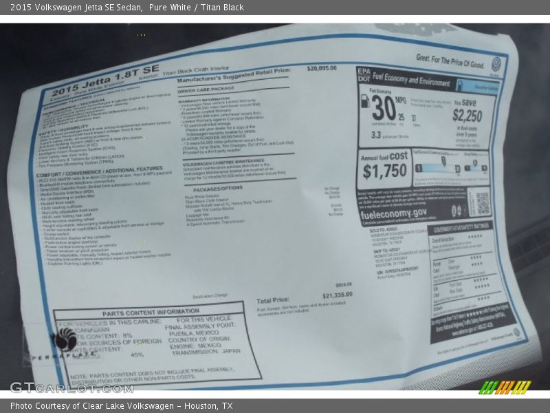 Pure White / Titan Black 2015 Volkswagen Jetta SE Sedan