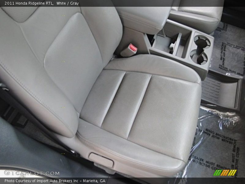 Front Seat of 2011 Ridgeline RTL