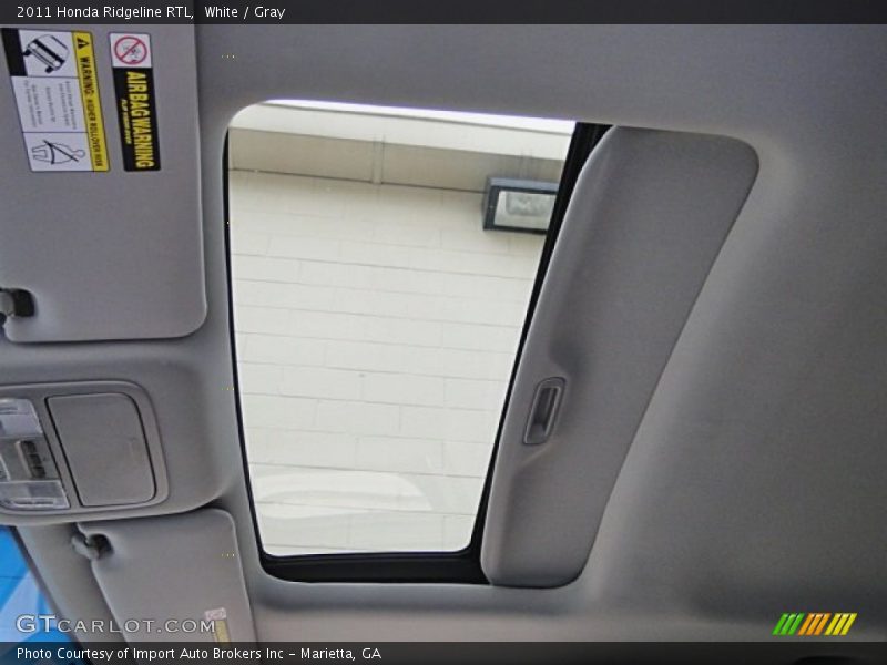 Sunroof of 2011 Ridgeline RTL