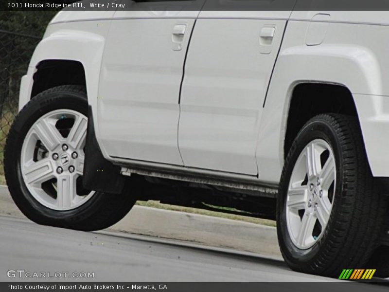 White / Gray 2011 Honda Ridgeline RTL