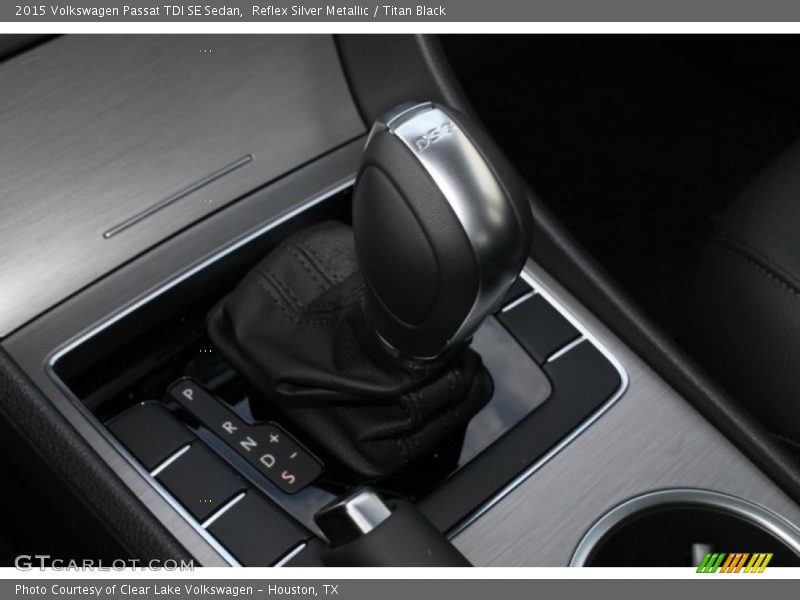 Reflex Silver Metallic / Titan Black 2015 Volkswagen Passat TDI SE Sedan