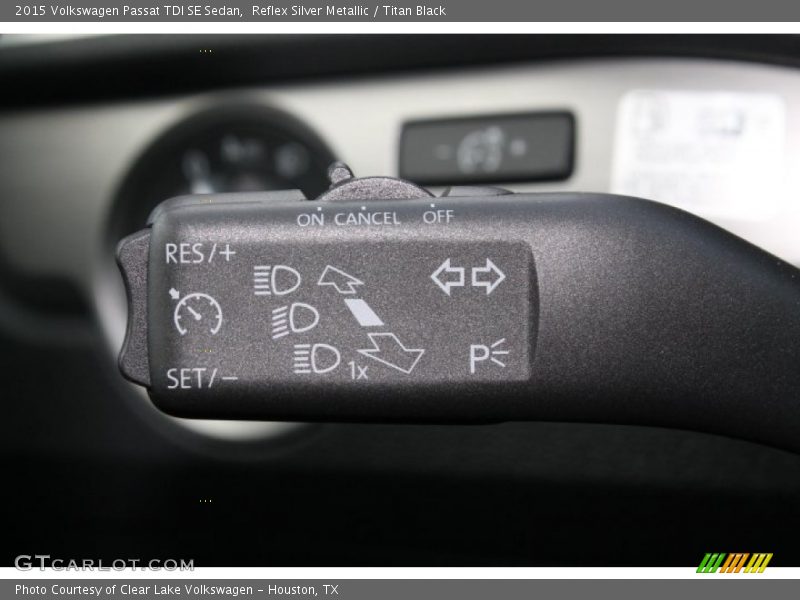 Reflex Silver Metallic / Titan Black 2015 Volkswagen Passat TDI SE Sedan