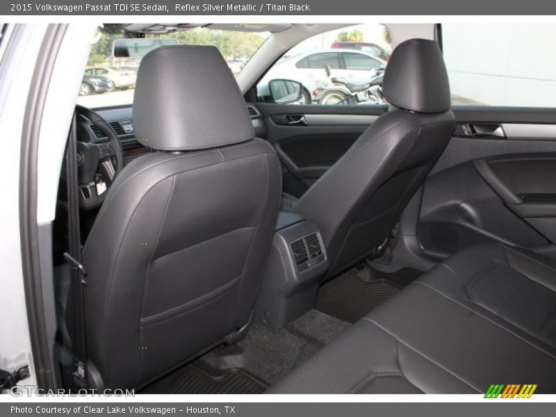 Reflex Silver Metallic / Titan Black 2015 Volkswagen Passat TDI SE Sedan