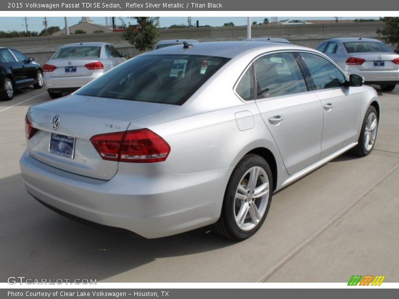 Reflex Silver Metallic / Titan Black 2015 Volkswagen Passat TDI SE Sedan