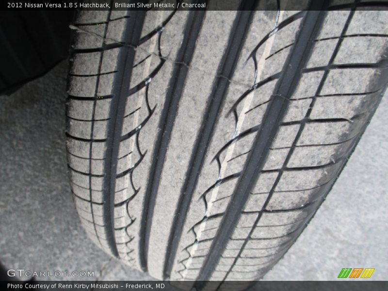 Brilliant Silver Metallic / Charcoal 2012 Nissan Versa 1.8 S Hatchback