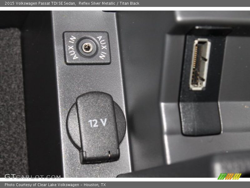 Reflex Silver Metallic / Titan Black 2015 Volkswagen Passat TDI SE Sedan