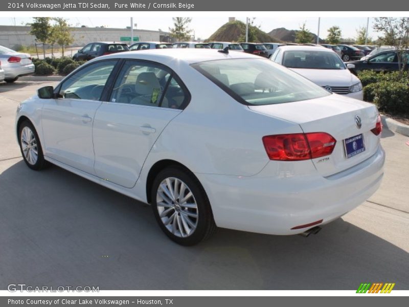 Pure White / Cornsilk Beige 2014 Volkswagen Jetta TDI Sedan