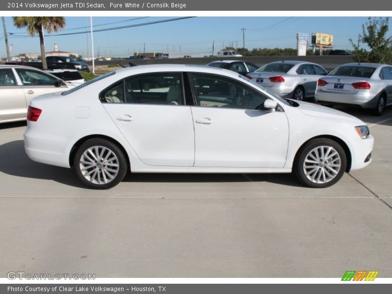 Pure White / Cornsilk Beige 2014 Volkswagen Jetta TDI Sedan