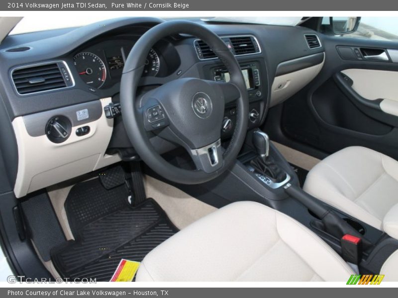 Pure White / Cornsilk Beige 2014 Volkswagen Jetta TDI Sedan