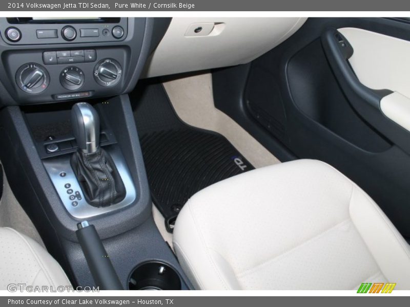 Pure White / Cornsilk Beige 2014 Volkswagen Jetta TDI Sedan