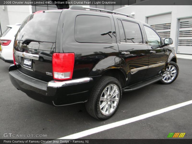 Brilliant Black Crystal Pearl / Light Graystone 2008 Chrysler Aspen Limited 4WD