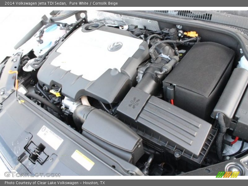 Pure White / Cornsilk Beige 2014 Volkswagen Jetta TDI Sedan