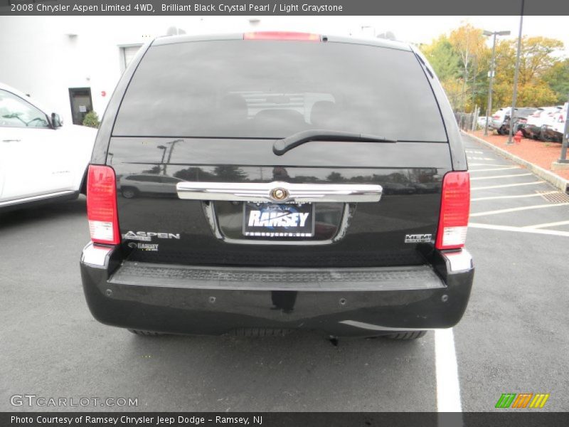 Brilliant Black Crystal Pearl / Light Graystone 2008 Chrysler Aspen Limited 4WD