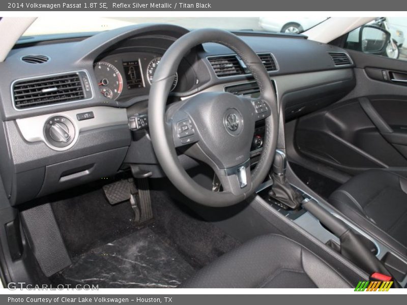 Reflex Silver Metallic / Titan Black 2014 Volkswagen Passat 1.8T SE