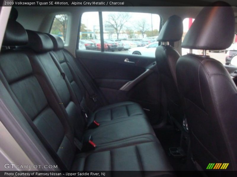 Alpine Grey Metallic / Charcoal 2009 Volkswagen Tiguan SE 4Motion