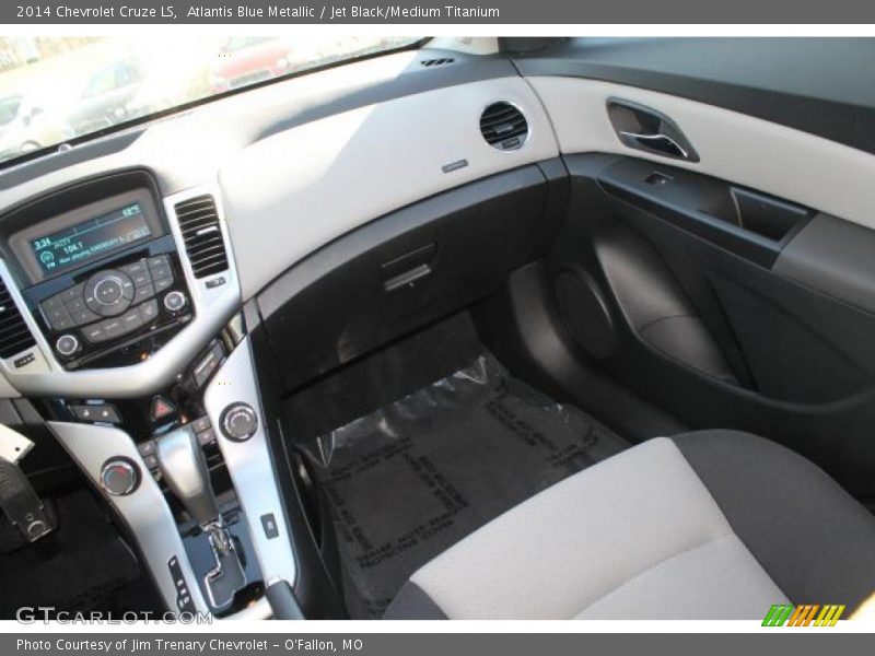Atlantis Blue Metallic / Jet Black/Medium Titanium 2014 Chevrolet Cruze LS