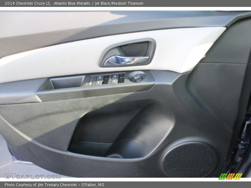 Atlantis Blue Metallic / Jet Black/Medium Titanium 2014 Chevrolet Cruze LS
