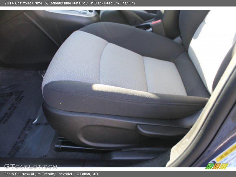 Atlantis Blue Metallic / Jet Black/Medium Titanium 2014 Chevrolet Cruze LS