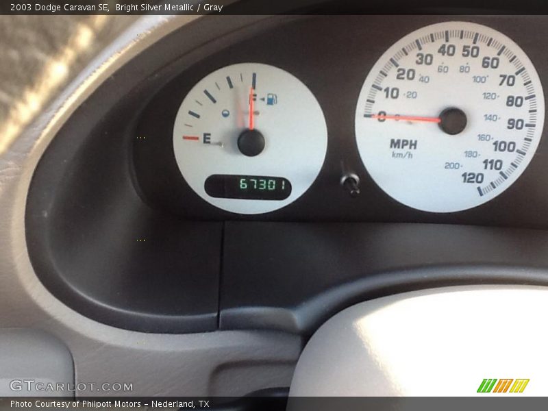 Bright Silver Metallic / Gray 2003 Dodge Caravan SE