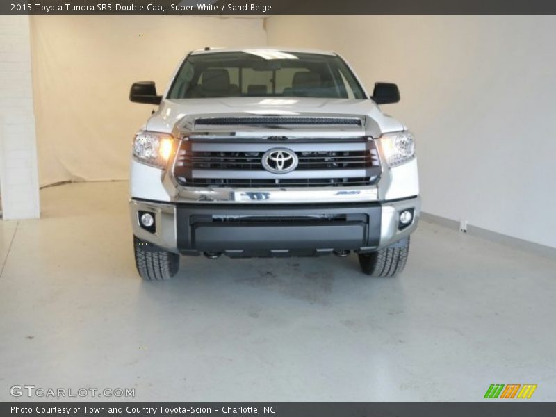 Super White / Sand Beige 2015 Toyota Tundra SR5 Double Cab