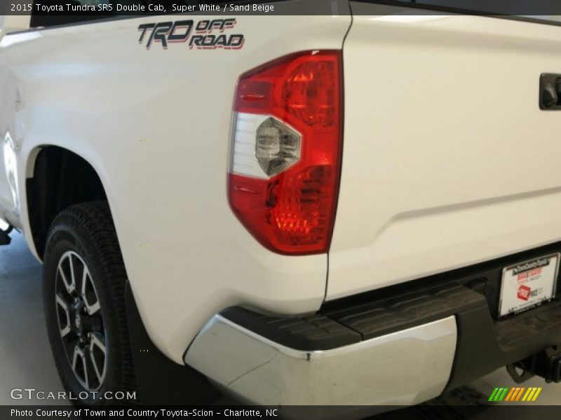 Super White / Sand Beige 2015 Toyota Tundra SR5 Double Cab