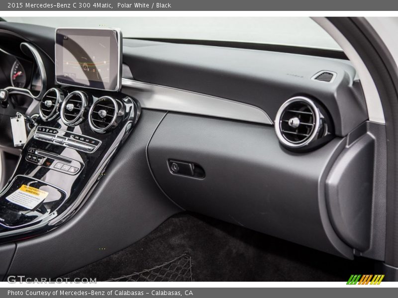 Polar White / Black 2015 Mercedes-Benz C 300 4Matic