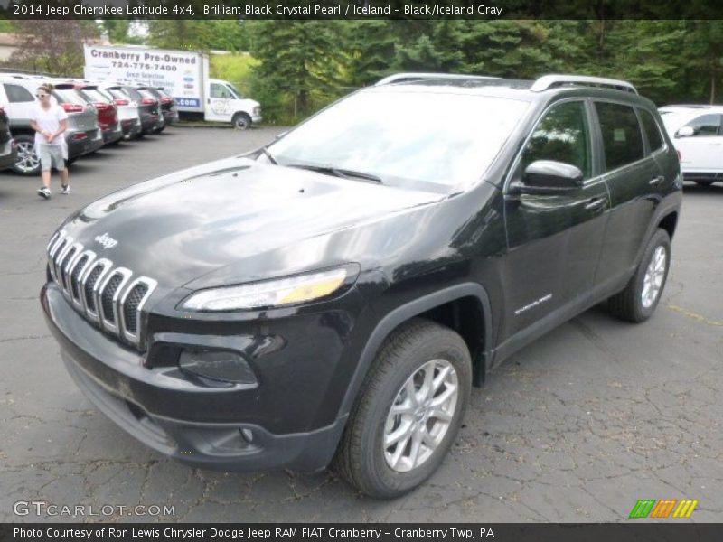 Brilliant Black Crystal Pearl / Iceland - Black/Iceland Gray 2014 Jeep Cherokee Latitude 4x4