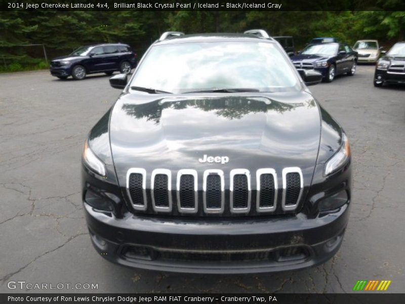 Brilliant Black Crystal Pearl / Iceland - Black/Iceland Gray 2014 Jeep Cherokee Latitude 4x4