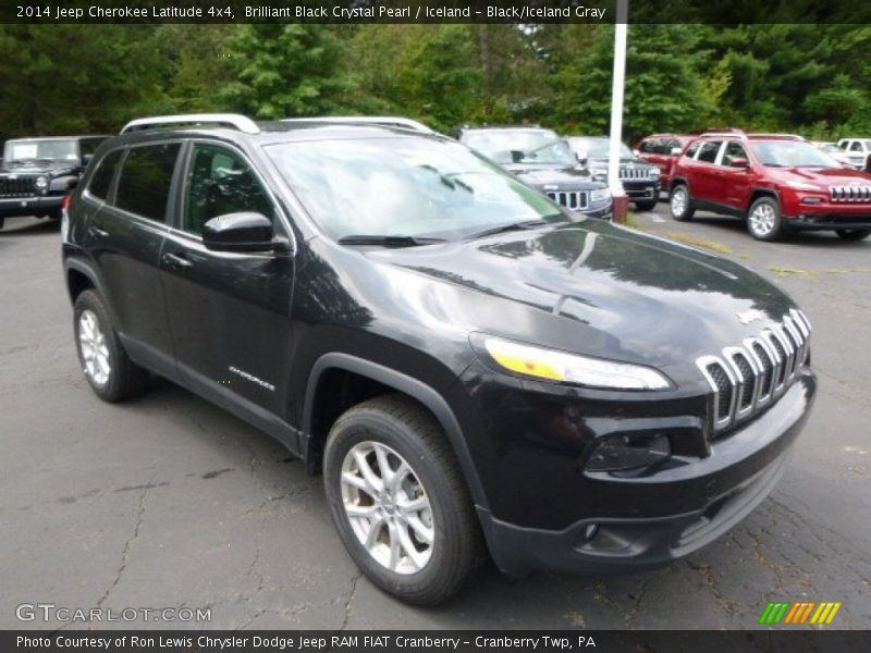 Brilliant Black Crystal Pearl / Iceland - Black/Iceland Gray 2014 Jeep Cherokee Latitude 4x4