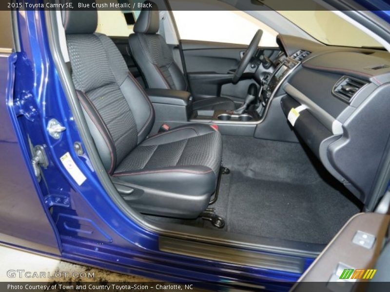 Blue Crush Metallic / Black 2015 Toyota Camry SE