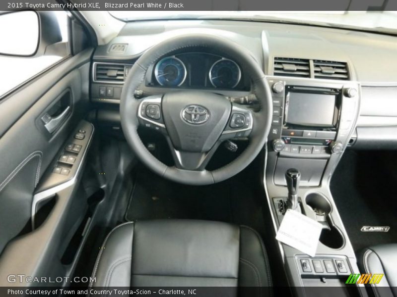 Blizzard Pearl White / Black 2015 Toyota Camry Hybrid XLE