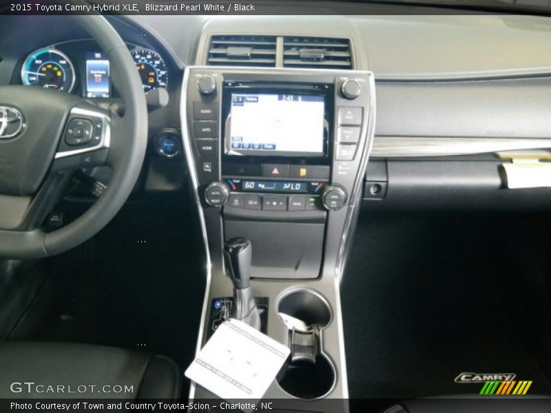 Blizzard Pearl White / Black 2015 Toyota Camry Hybrid XLE