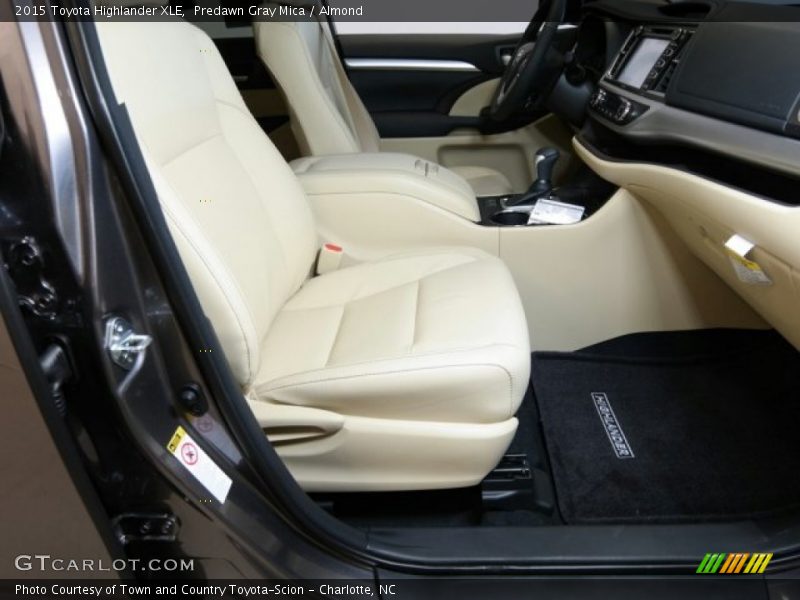 Predawn Gray Mica / Almond 2015 Toyota Highlander XLE