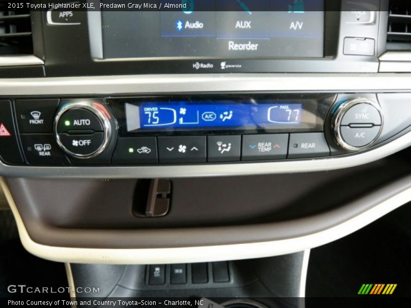 Predawn Gray Mica / Almond 2015 Toyota Highlander XLE