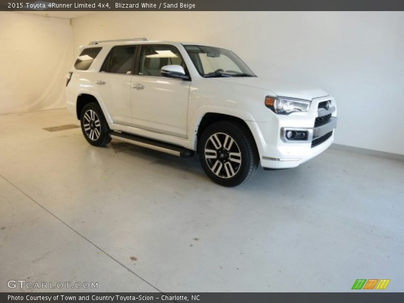 Front 3/4 View of 2015 4Runner Limited 4x4