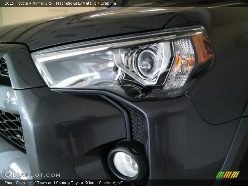 Magnetic Gray Metallic / Graphite 2015 Toyota 4Runner SR5