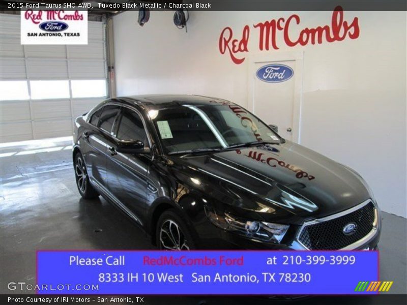 Tuxedo Black Metallic / Charcoal Black 2015 Ford Taurus SHO AWD