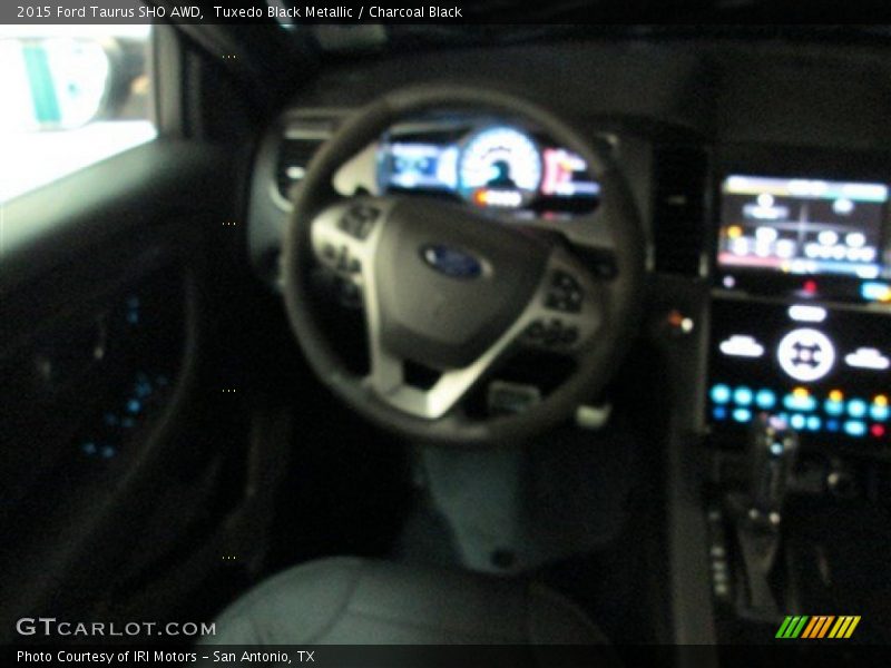 Tuxedo Black Metallic / Charcoal Black 2015 Ford Taurus SHO AWD