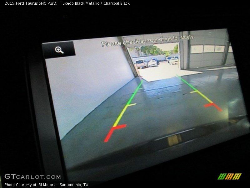 Tuxedo Black Metallic / Charcoal Black 2015 Ford Taurus SHO AWD