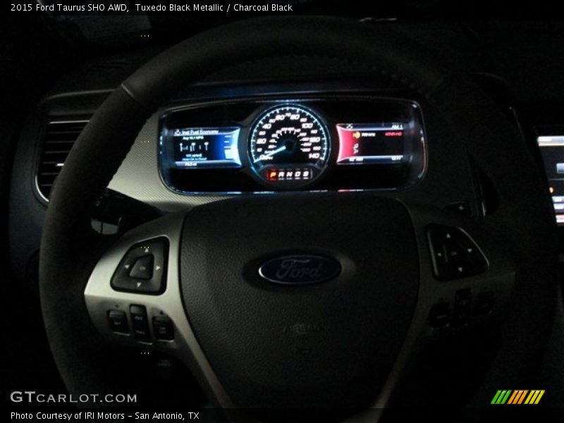 Tuxedo Black Metallic / Charcoal Black 2015 Ford Taurus SHO AWD