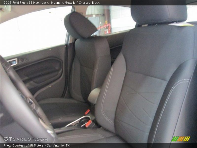 Magnetic Metallic / Charcoal Black 2015 Ford Fiesta SE Hatchback